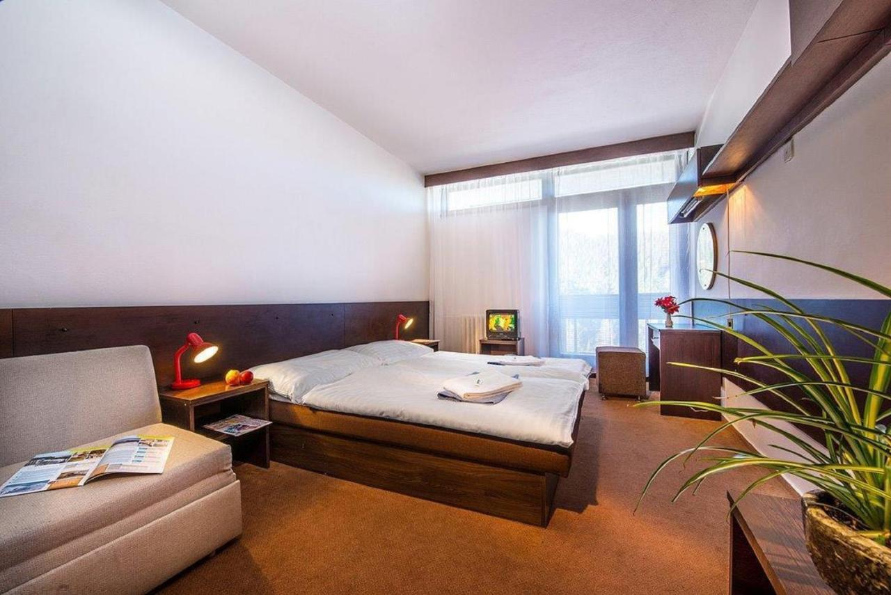 Hotel Sorea Marmot Dubrava ภายนอก รูปภาพ
